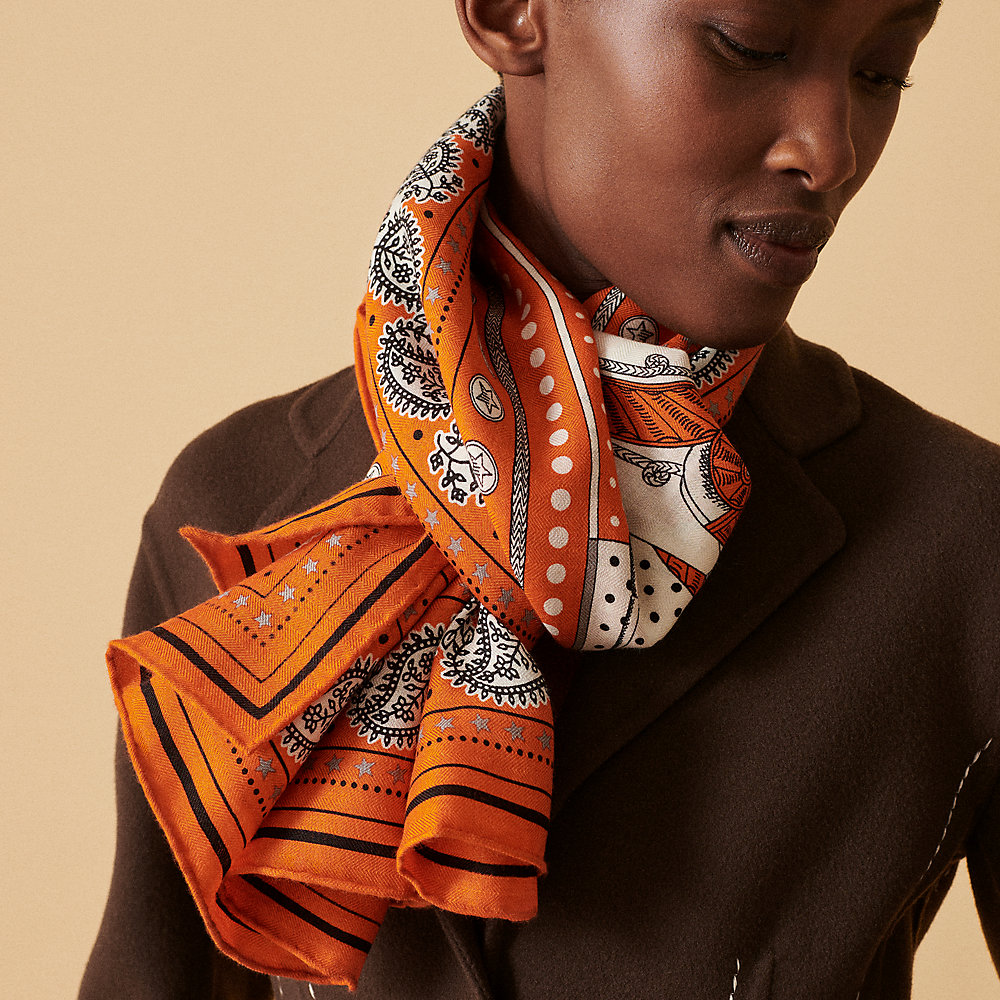 Zouaves et Dragons Bandana shawl 140 | Hermès Mainland China